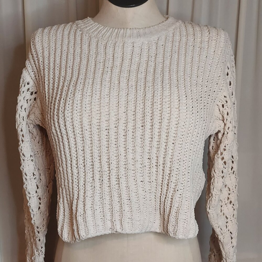 Women's Dizzy Gal Cropped Sweater Top